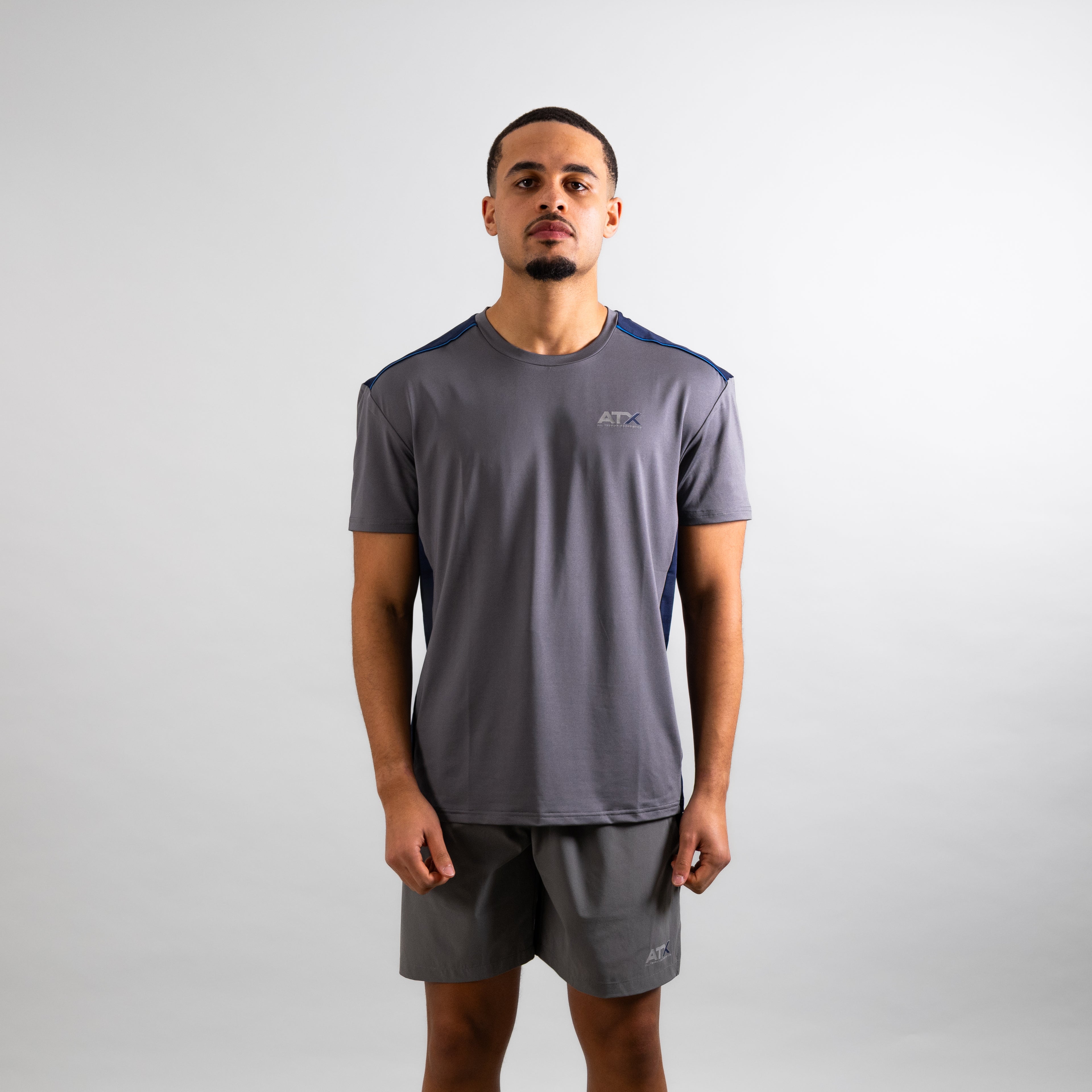 Cascade T-Shirt - Dark Grey/Navy