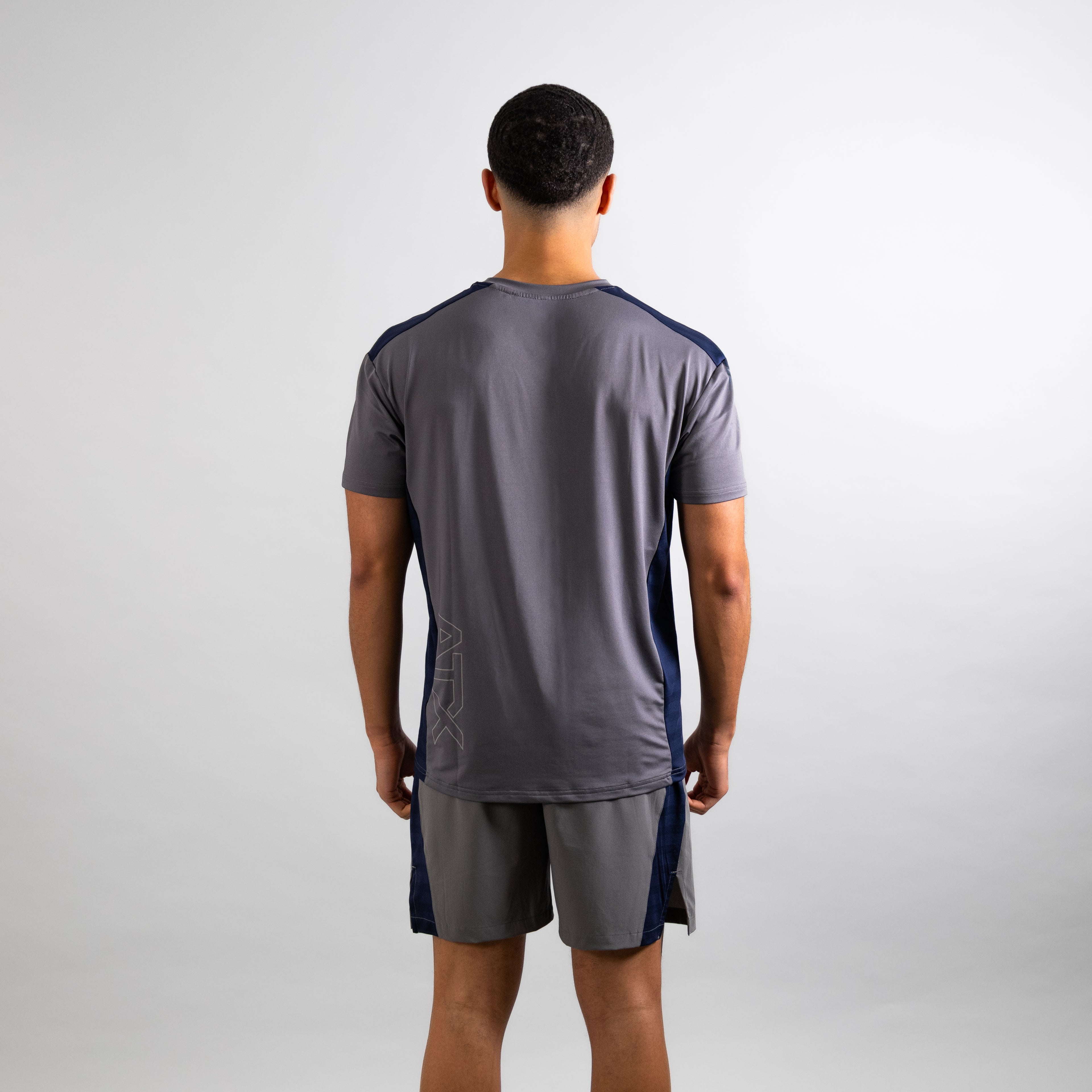 Cascade T-Shirt - Dark Grey/Navy